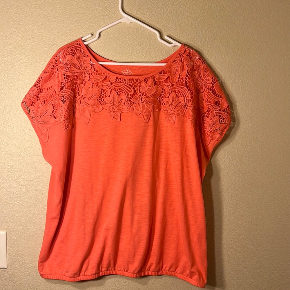 St. John’s Bay/ Coral colored Blouse/ size 3X - beautiful peek a boo top!
